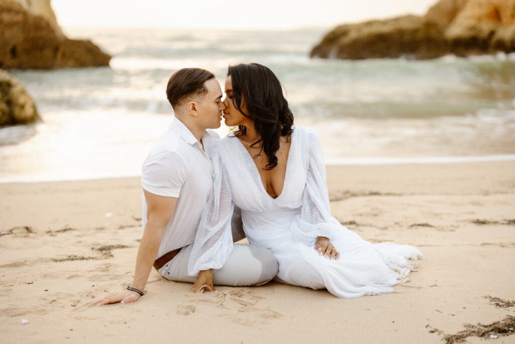 Engagement photo session in Alvor, elopement in Portugal.